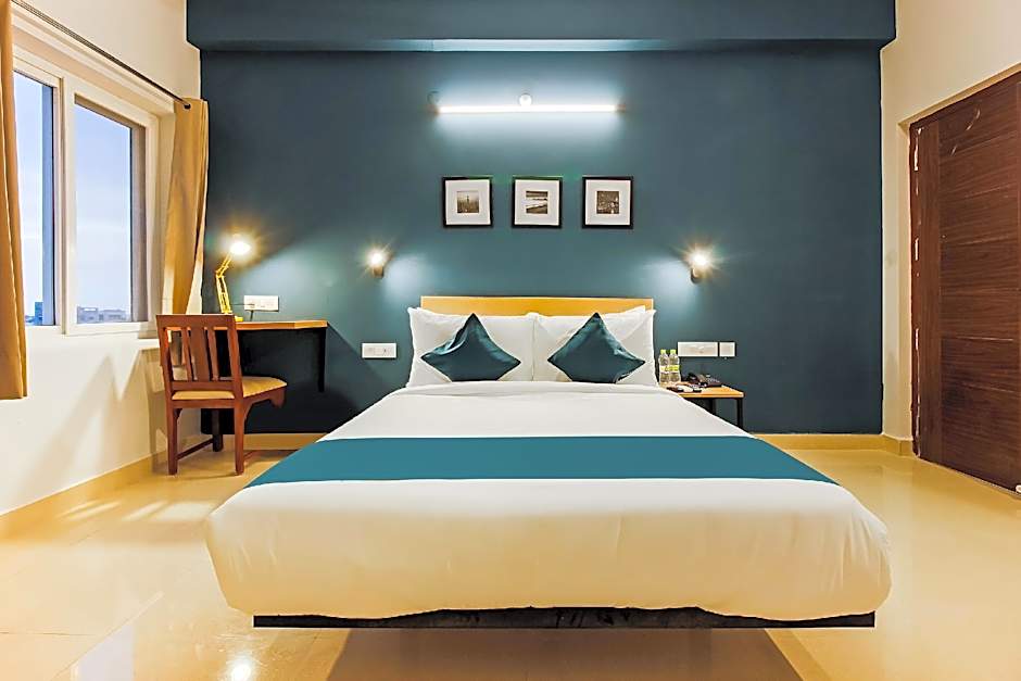 OYO 77383 Silverkey Kondapur, Near Sanskrit School – Hyderabad, 
