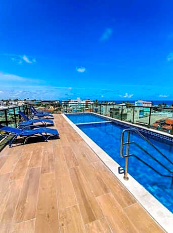 Flat com Rooftop à 100metros das Piscinas Naturais