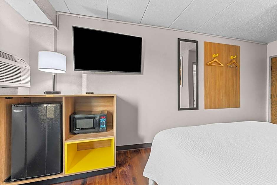 Days Inn by Wyndham Sioux Falls