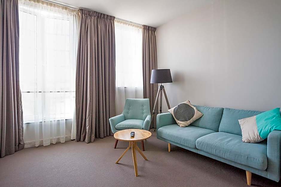 Customs House Hotel