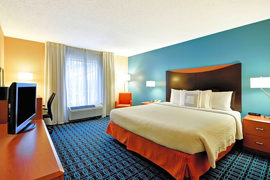 Fairfield Inn & Suites by Marriott Dallas Medical/Market Center