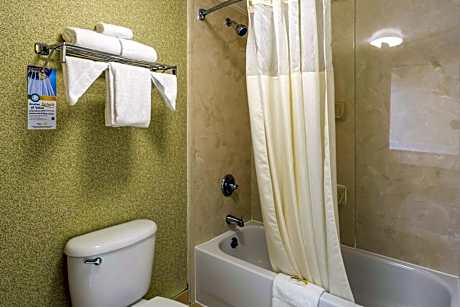 Standard Queen Room with Two Queen Beds - Non-Smoking