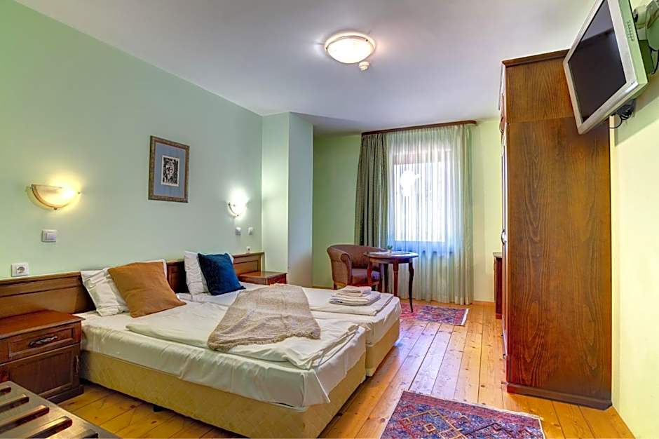 Rachev Hotel Residence