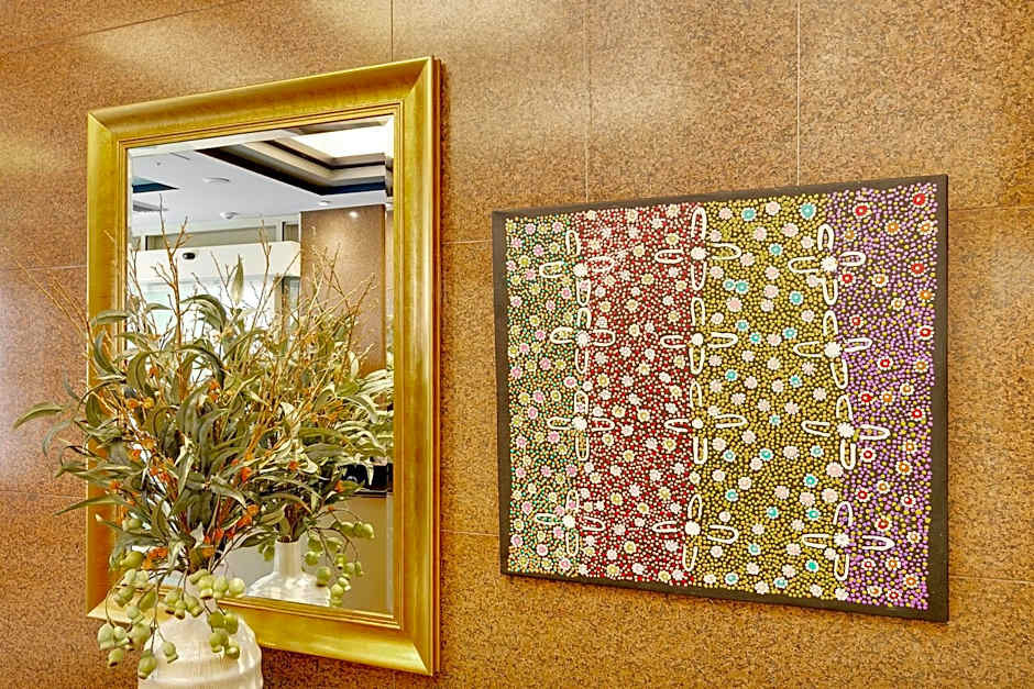 Manor Apartment Hotel