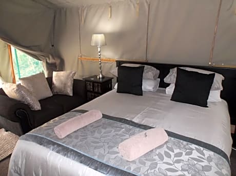 Luxury Tent 10