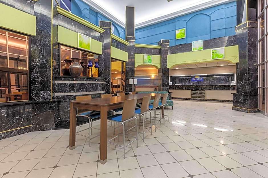 Days Inn by Wyndham Sandusky / Cedar Point