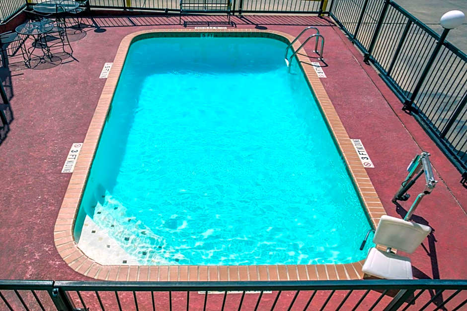 Days Inn by Wyndham San Antonio Interstate Hwy 35 North