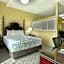 Azure Hotel & Suites Ontario, A Trademark Collection Hotel