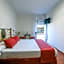 Hotel H28 Camas