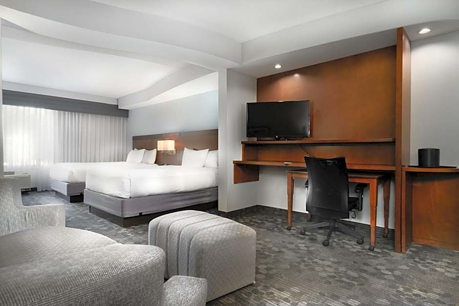 Courtyard by Marriott New Braunfels River Village