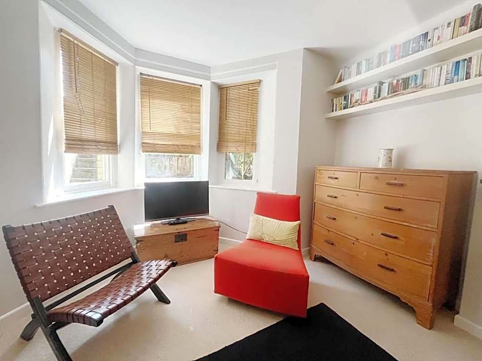 Unique & Homely Suite With Own Access