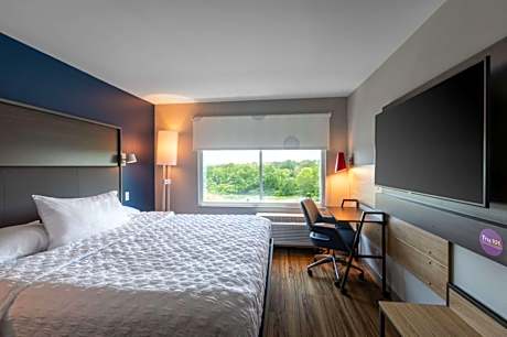 King Room - Hearing Access