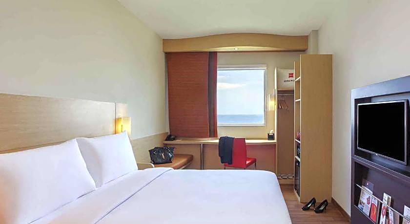 Ibis Manado City Center Boulevard