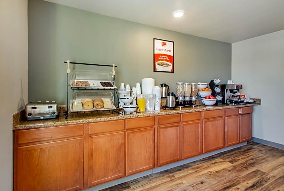 Econo Lodge Burlington I-70