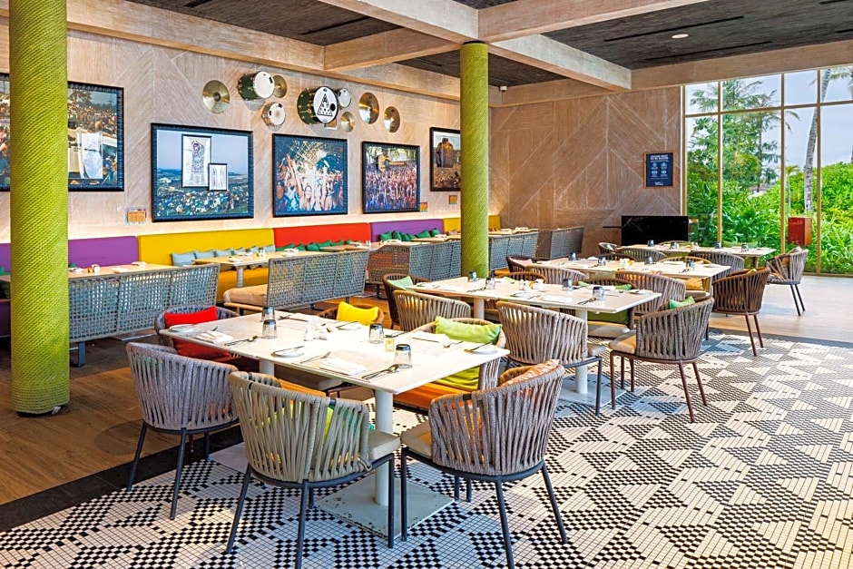 Hard Rock Hotel Maldives