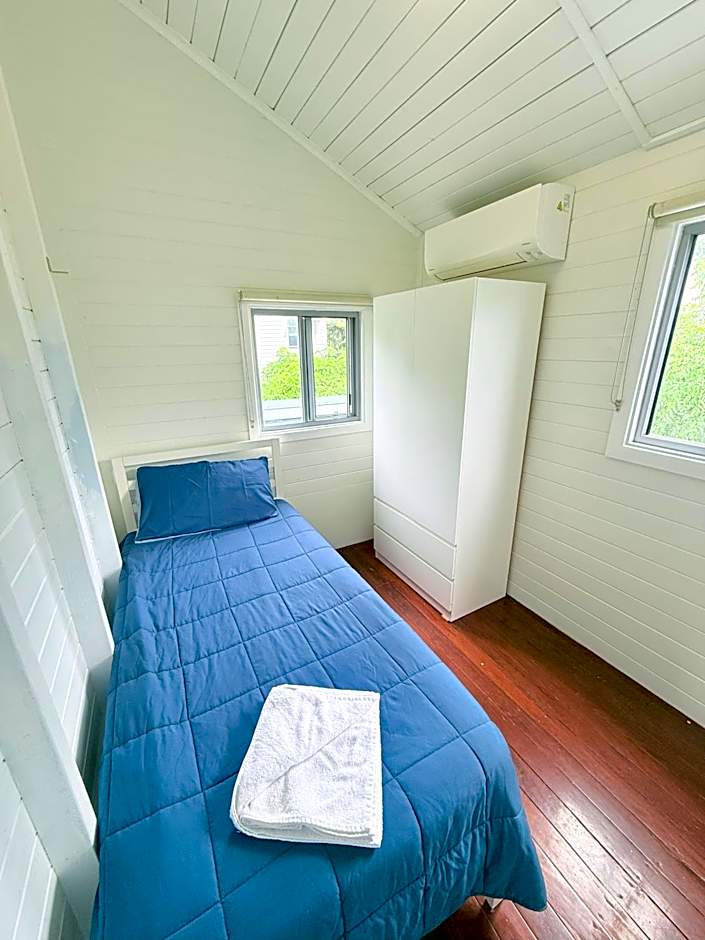 Photo 1 of 14 of Single Room