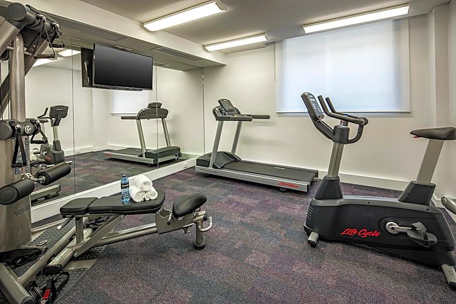 Quest Mounts Bay Road