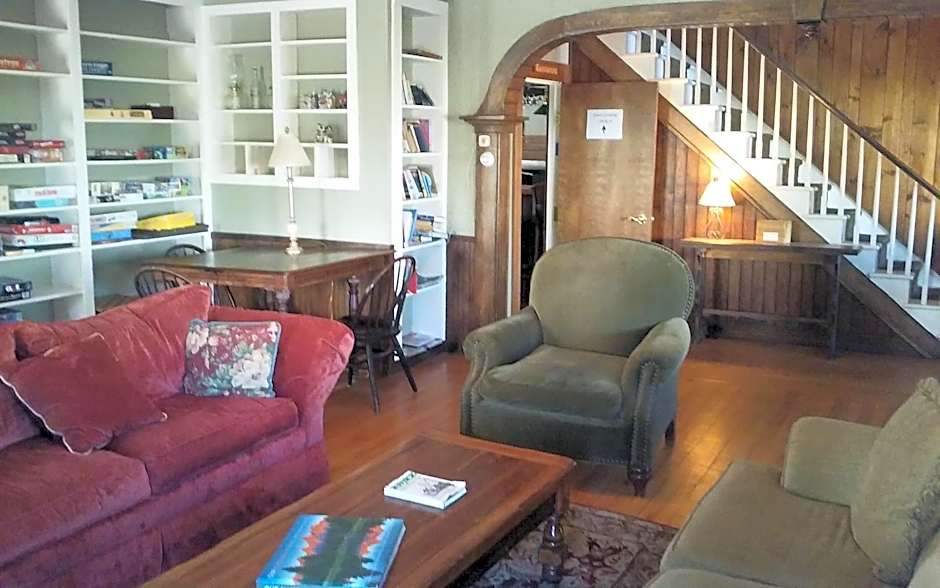 Smugglers Notch Inn