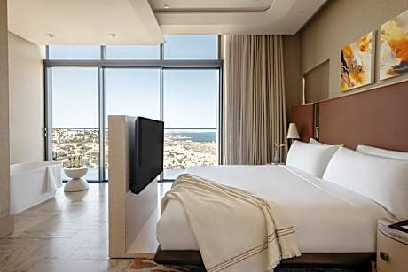 Ultimate ME+ Presidential Suite