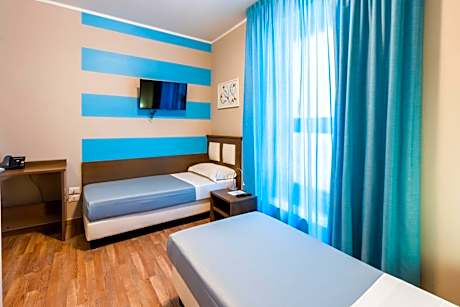 Twin Room - Disability Access