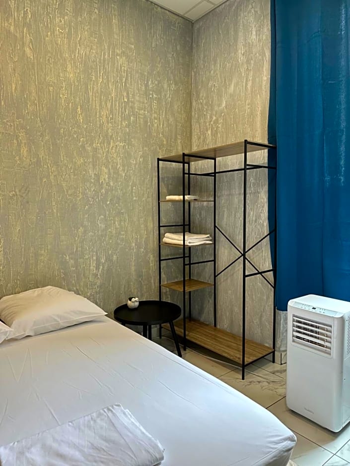 Hotel Dore