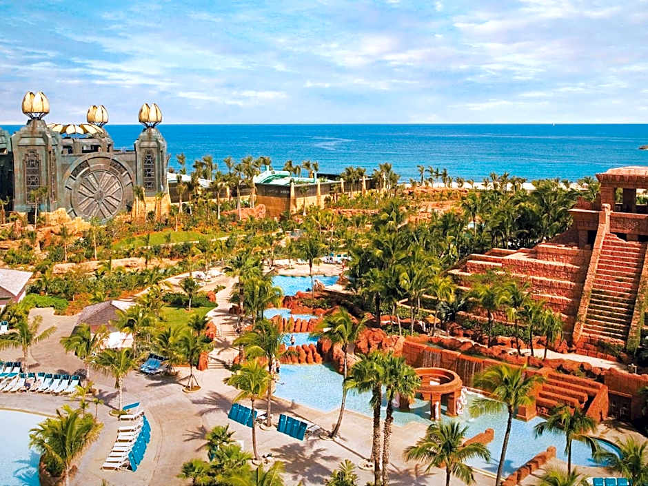 Harborside Resort & Vacation Rentals at Atlantis