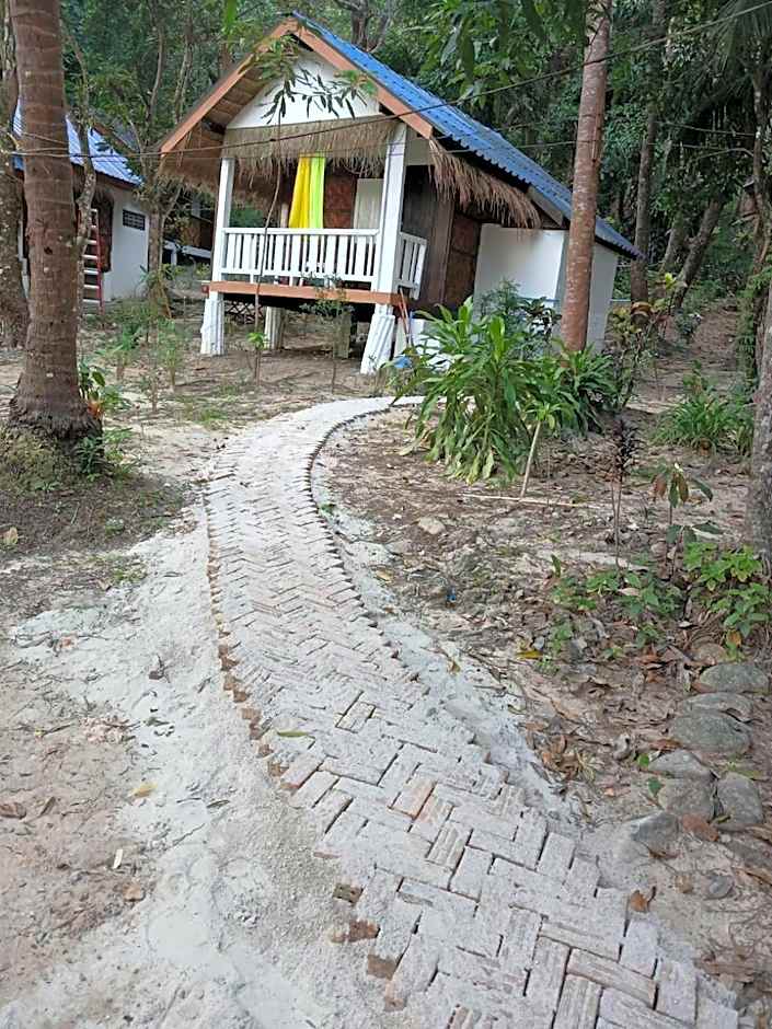 Baan Suan Kayoo 1 Long beach Aow Yai