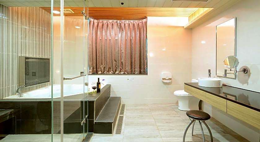 Holland Village Motel Hua Pin