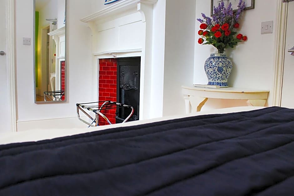 Guestling Hall Hotel