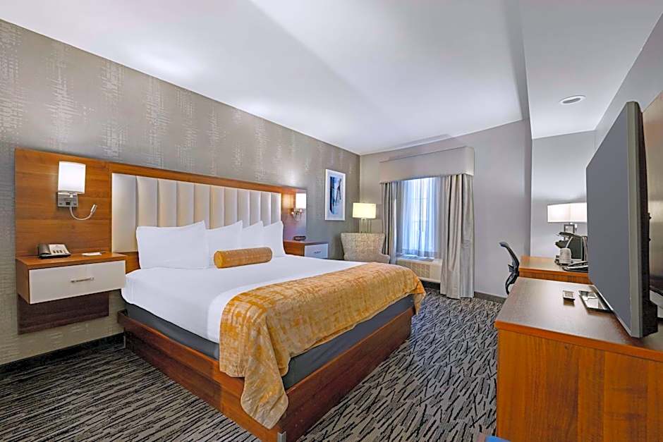 Best Western On The Avenue