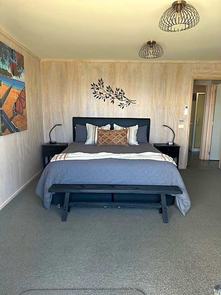 Te Mata Bay Seaviews