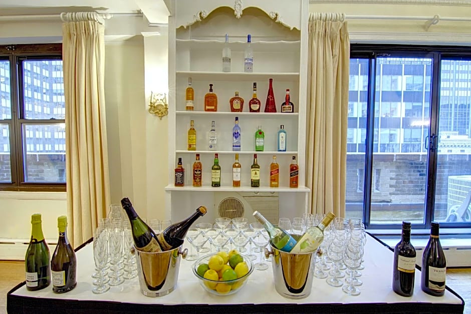 The Roger Smith Hotel