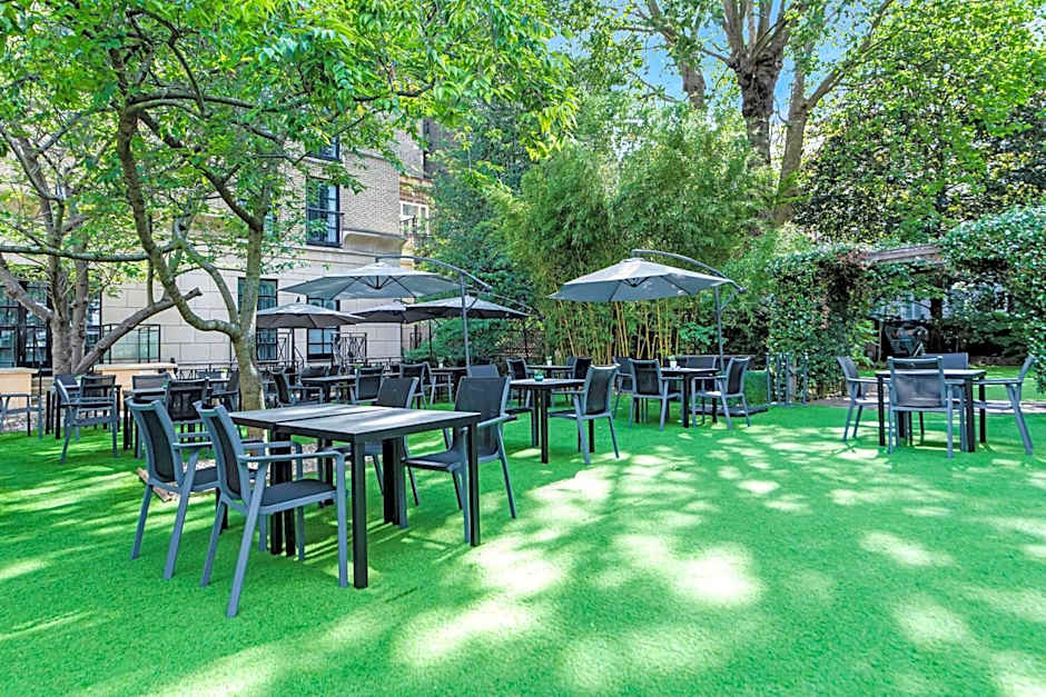 DoubleTree by Hilton London Kensington