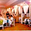 Clarks Avadh, Lucknow