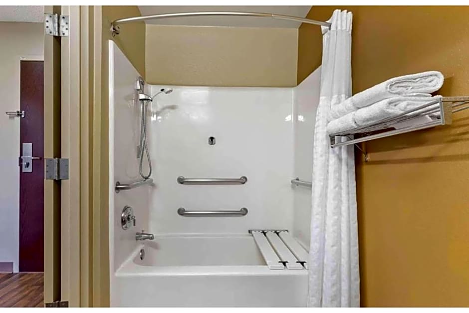Studio 6 Extended Stay Fishkill Route 9 NY