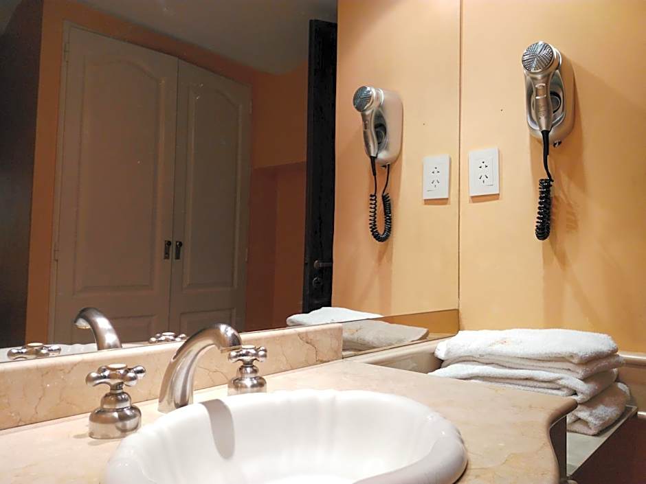 Hotel A&B Internacional