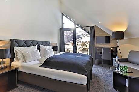 Triple Room with Balcony