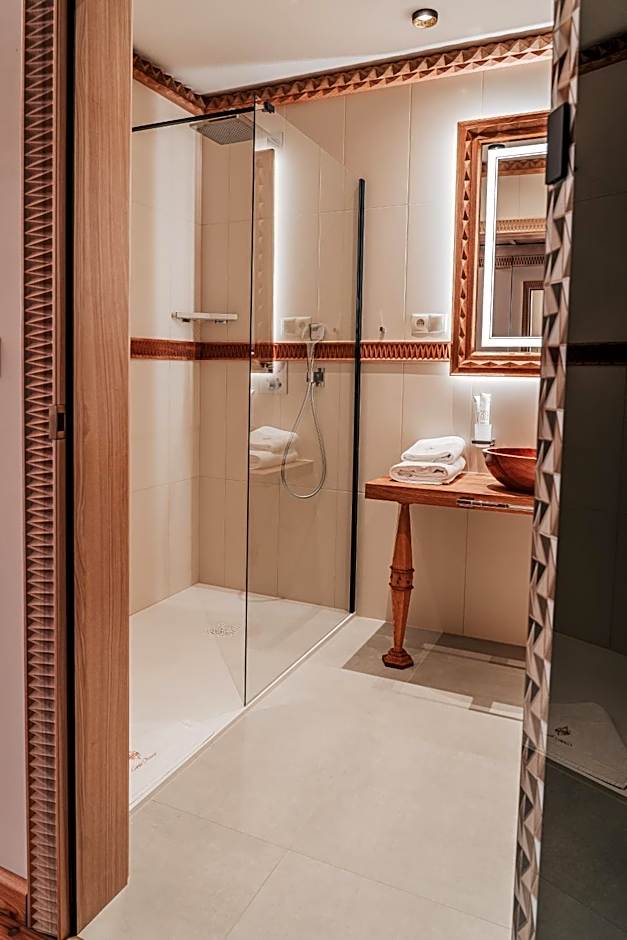 Mountain Diamond Resort