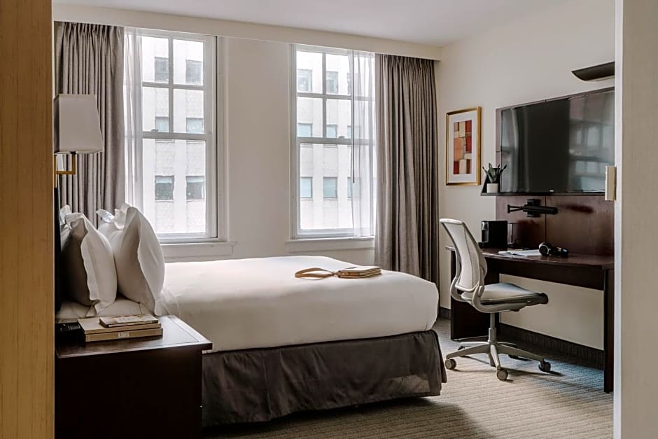 Club Quarters Hotel in Houston