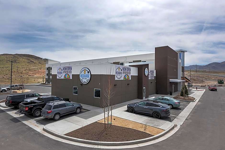 Studio 6-Mccarran, NV - Sparks - Tahoe - Reno Industrial Center