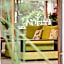 Alaya Verde Bed & Breakfast