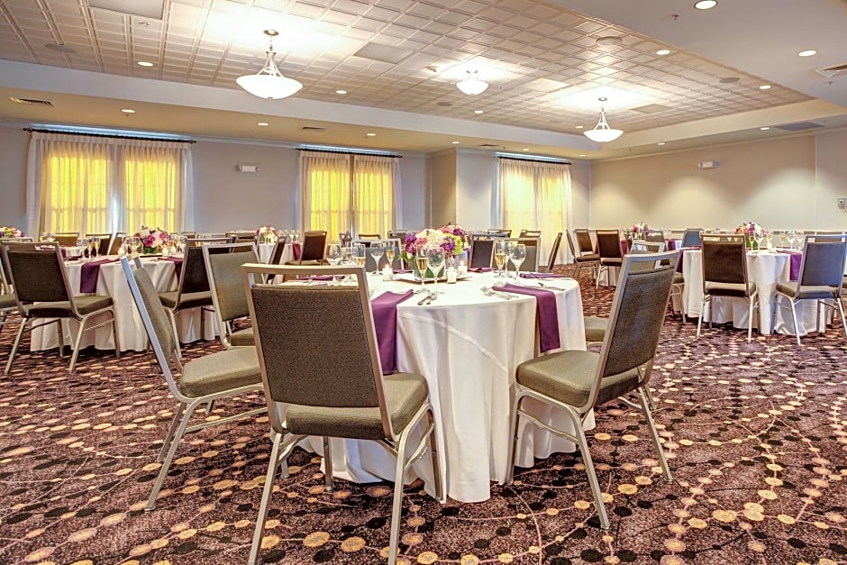 Courtyard by Marriott Hadley Amherst