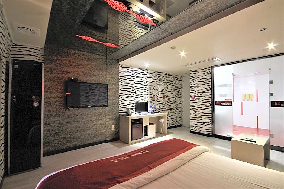 Madoka Motel