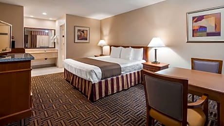 1 King Bed, NonSmoking, Deluxe Room