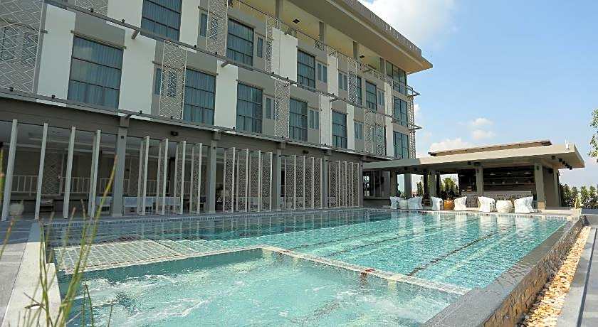 Navela Hotel & Convention