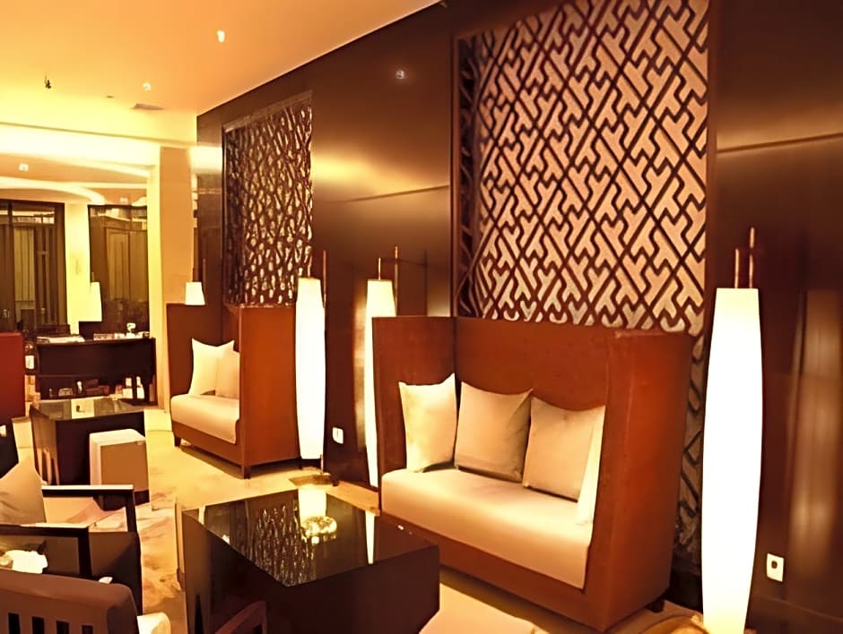 Wudangshan Jianguo Hotel