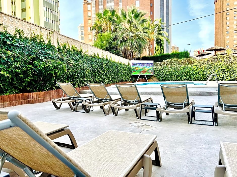 Trebol One Apartments By Mc