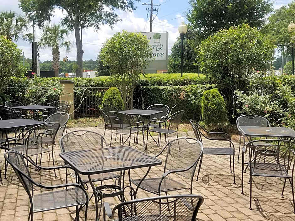 Inn At Mulberry Grove