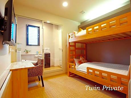 Twin Room - Non-Smoking