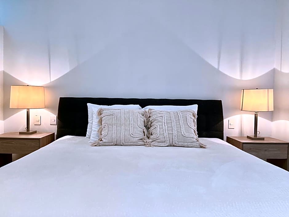LUXE 5th Avenue